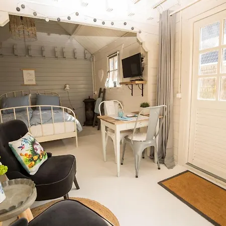 Landelijk Logeren Bij De Witte Kip 3*